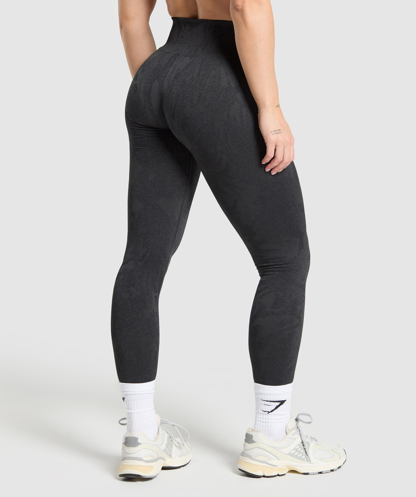 Alternative view of Adapt Camo Seamless Leggings