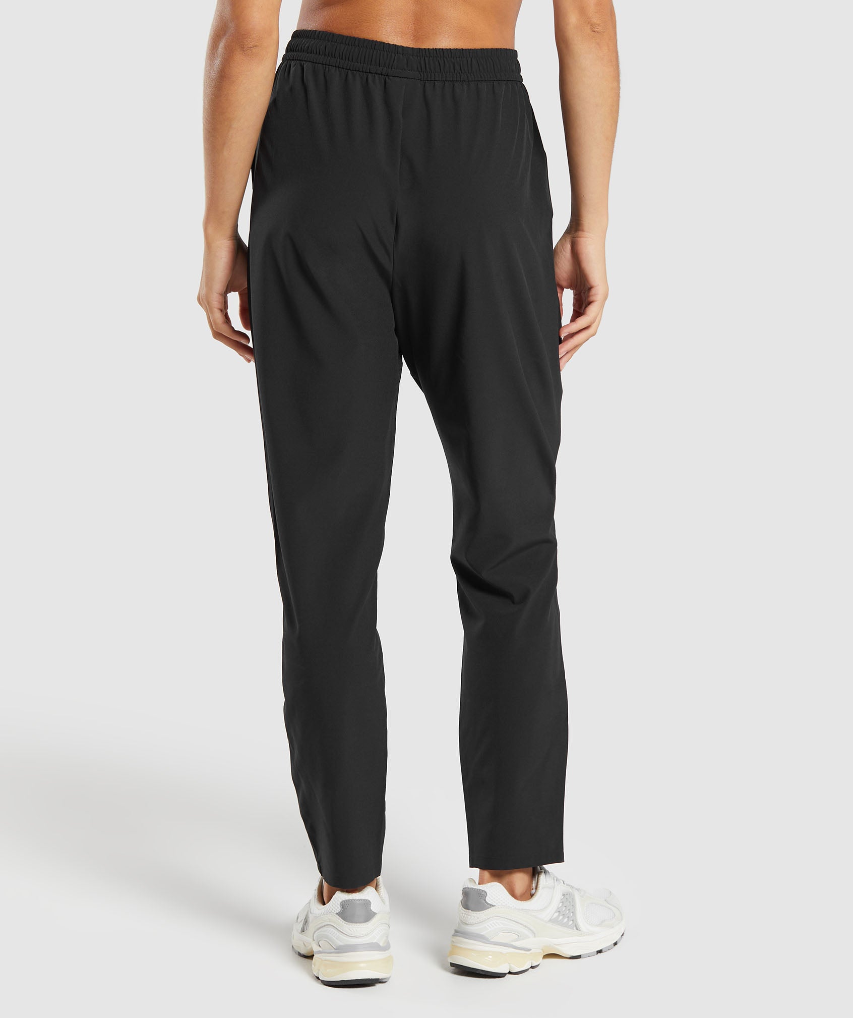 Alternative view of Everyday Woven Pant Regular Fit