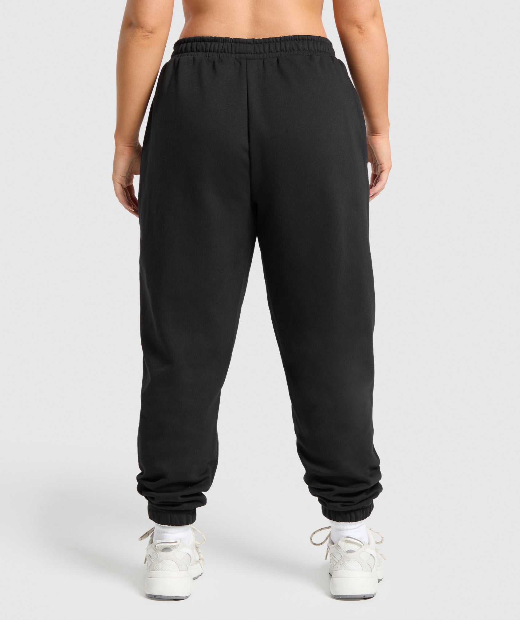 Alternative view of Training Fleece Short Joggers Regular Fit