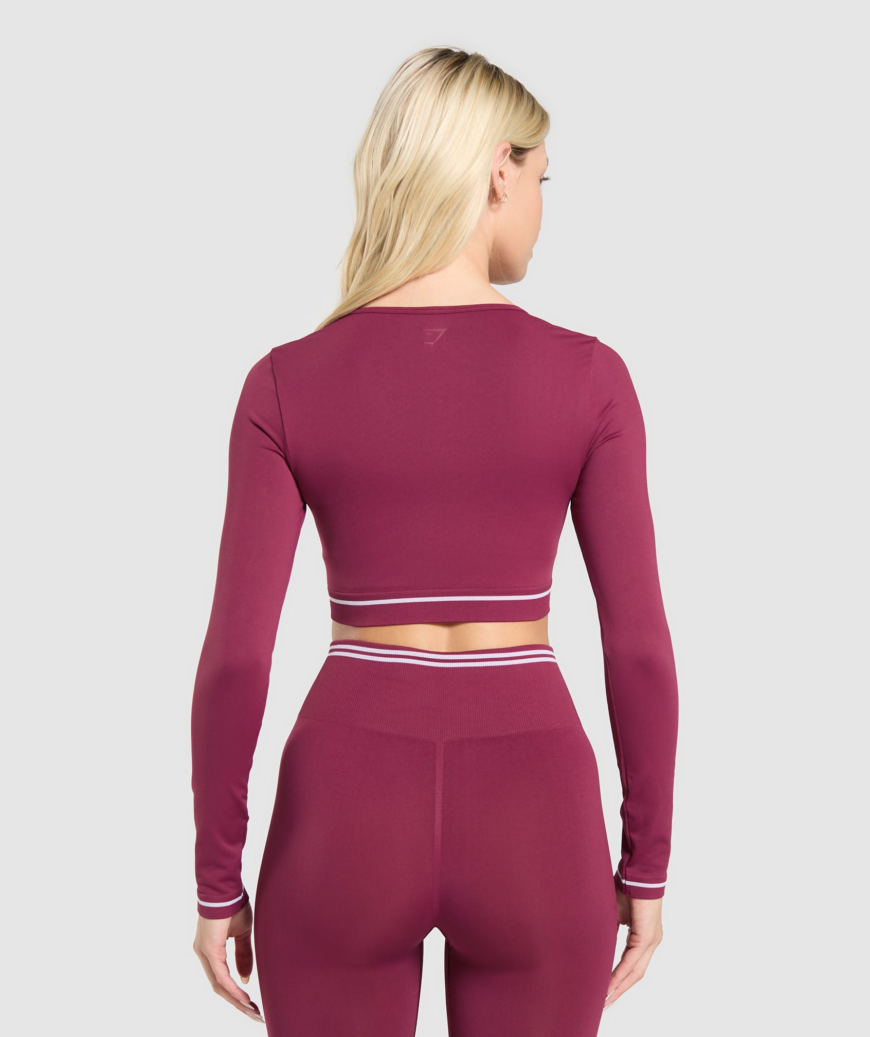 Alternative view of Contrast Seamless Crop Top