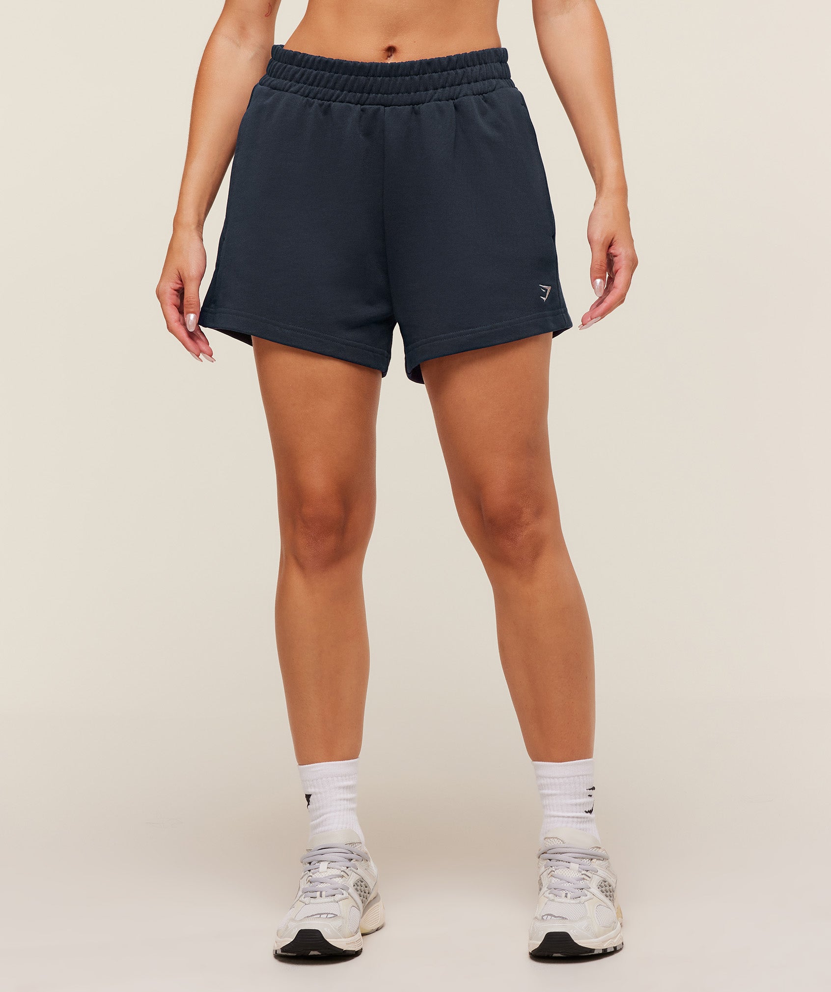 Collegiate Graphic Short Oversized Fit