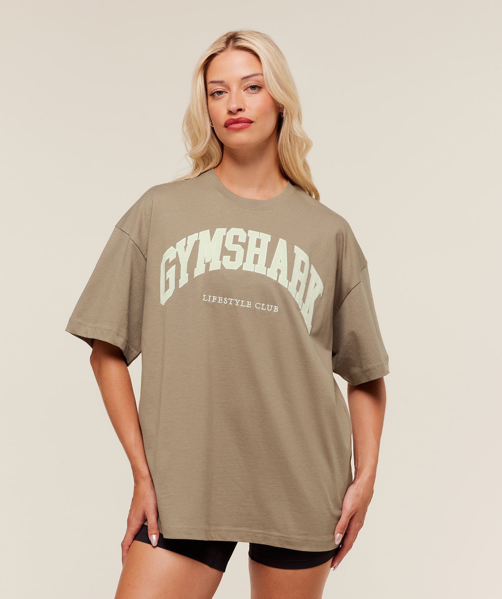Collegiate Graphic T-Shirt Oversized Fit
