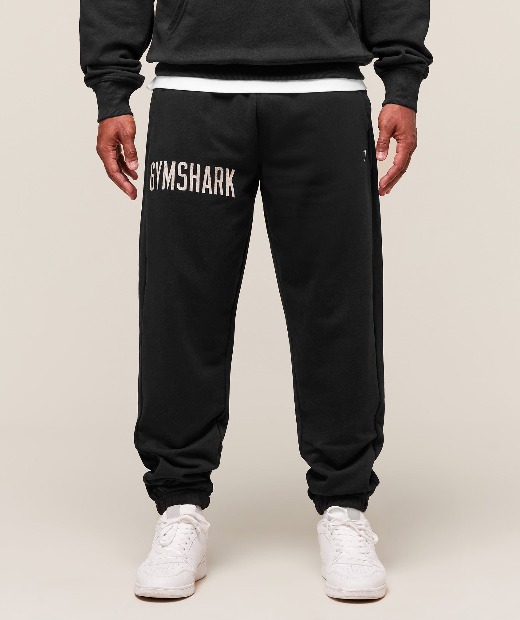 Worn Graphic Jogger Oversized Fit