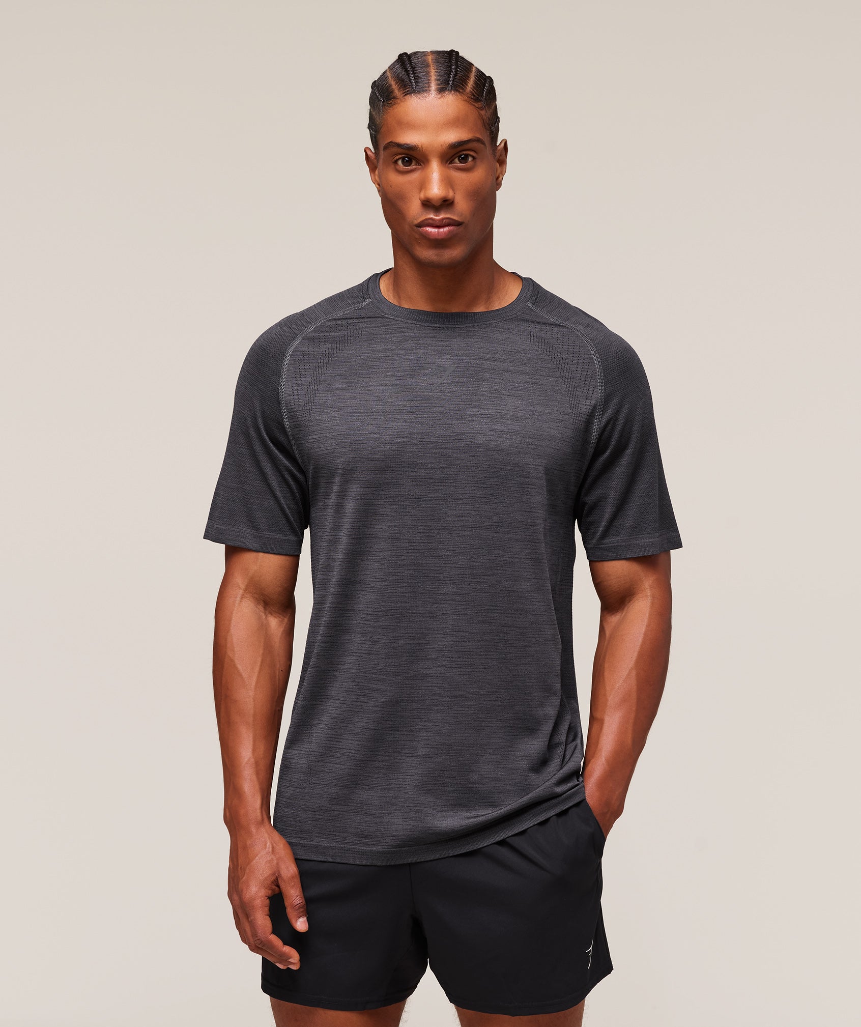 Versatile Seamless T-Shirt