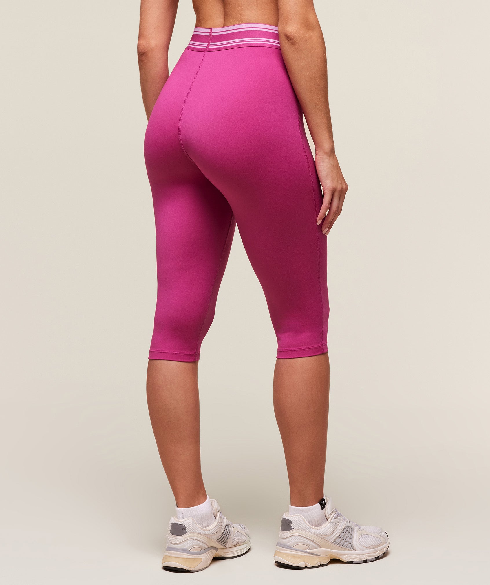 Alternative view of Retro Capri Leggings