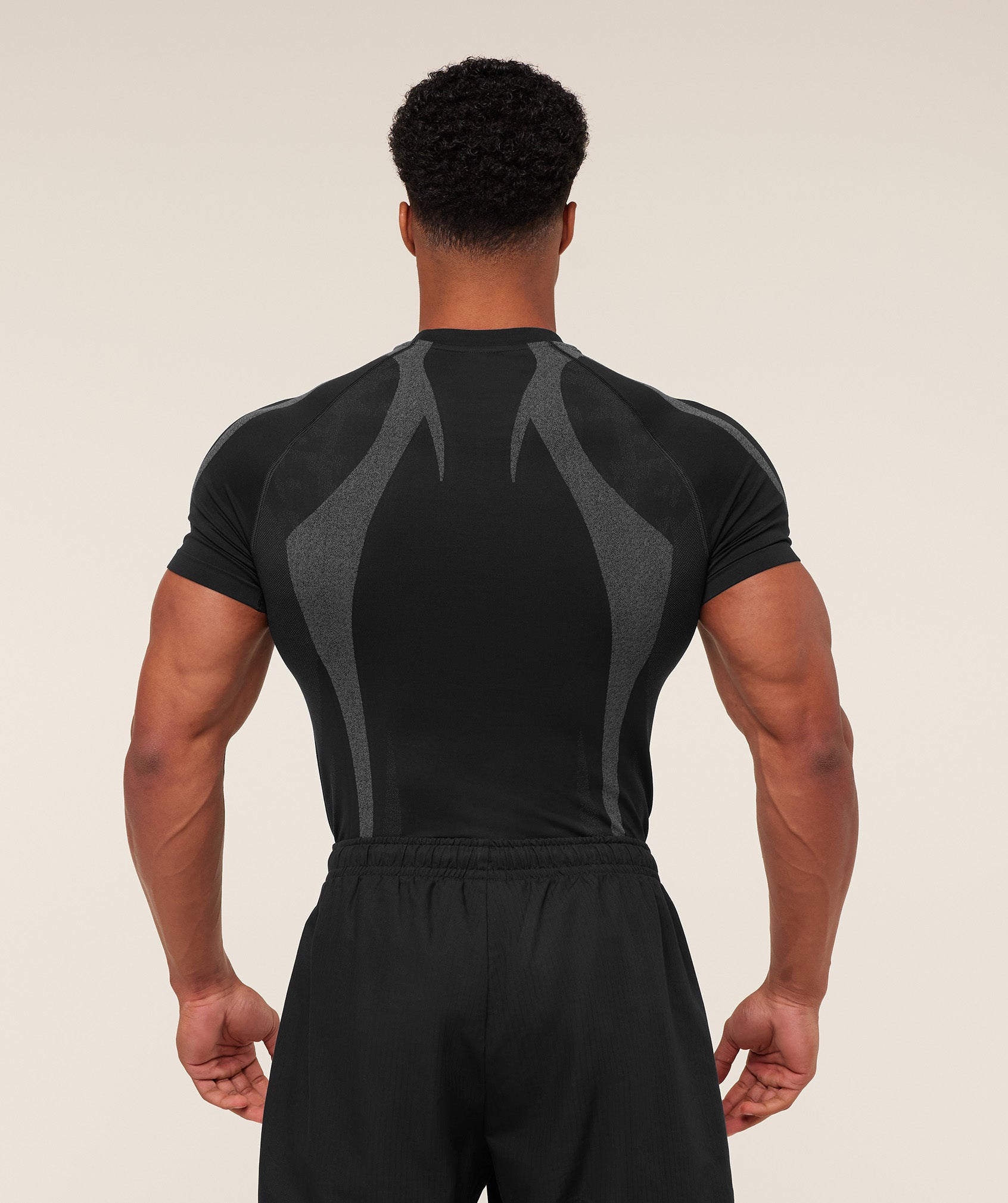 Alternative view of Storm Seamless T-Shirt Muscle Fit